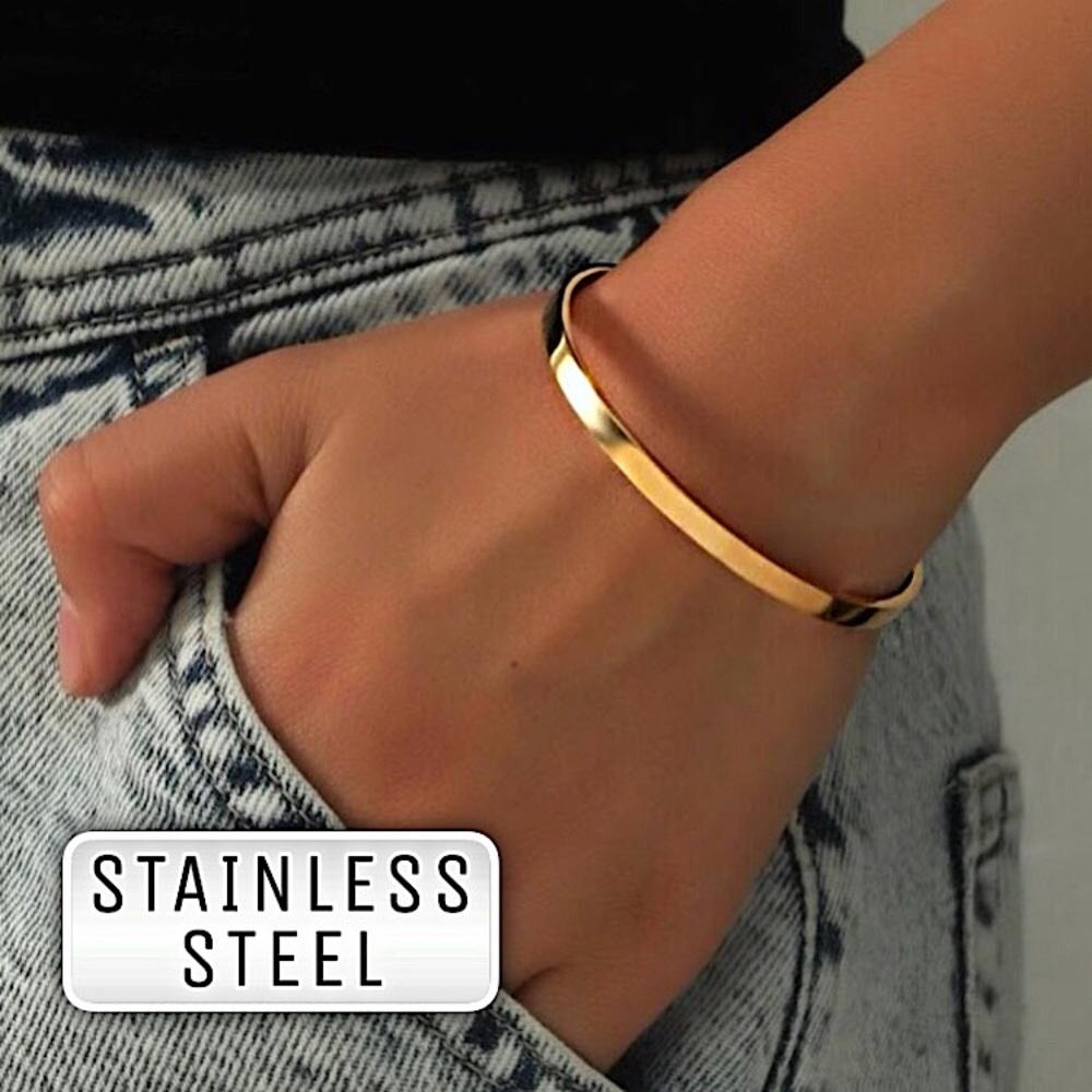 ⚜️[𝟯𝟬%𝗢𝗙𝗙|𝗯𝘂𝗻𝗱𝗹𝗲𝘀 𝟯+]⚜️Gold Stainless Steel Cuff NEW